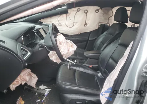 2018 Chevrolet Cruze Premier z USA, uszkodzony, nr VIN 1G1BF5SM4J7107204